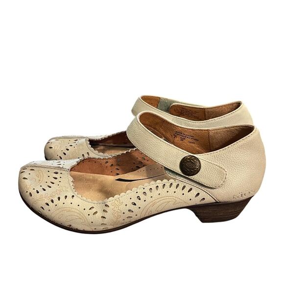 Taos Womens 8 Tango Lasercut Leather Maryjanes Floral Low Heel Round Toe Gray - Picture 4 of 8